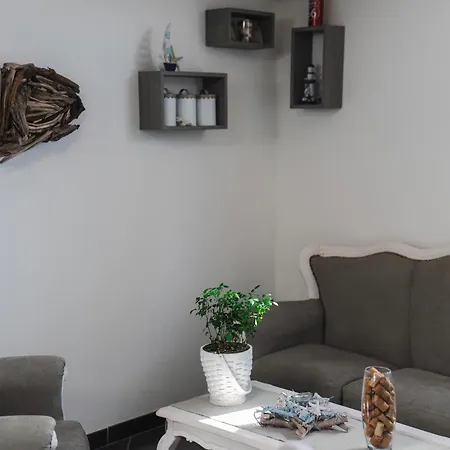 Mi Casa Es Tu Casa 104